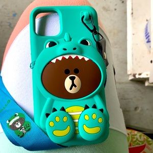 Iphone 11 pro max cases with pouch on the back